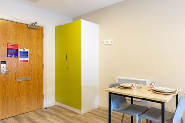 Platinum Studio at The Barn, Bampfylde Street, Newtown, Exeter, EX12FQ - Image 8